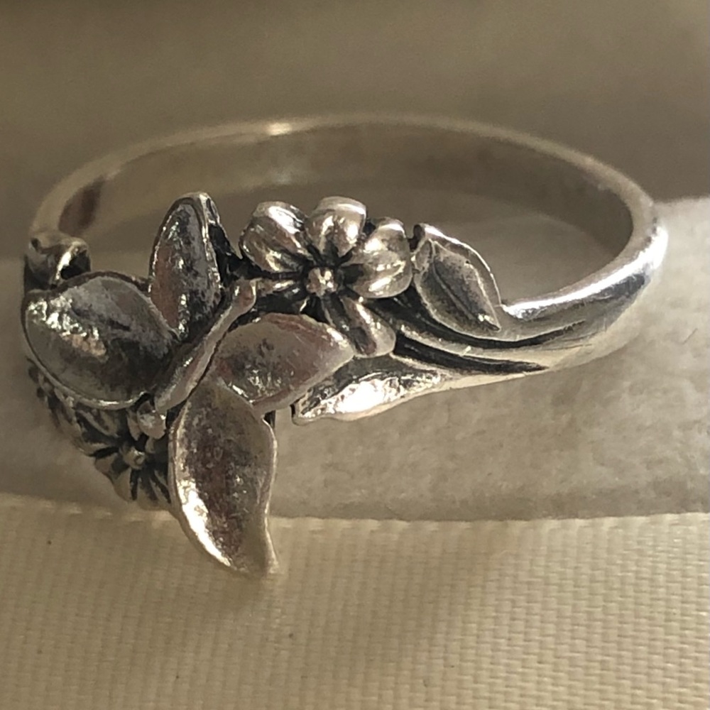 James Avery Floral Butterfly Ring Silver 925 Size 6.5 - Picture 4 of 5